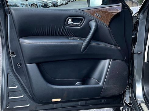 Used 2017 INFINITI QX80 2WD image 22
