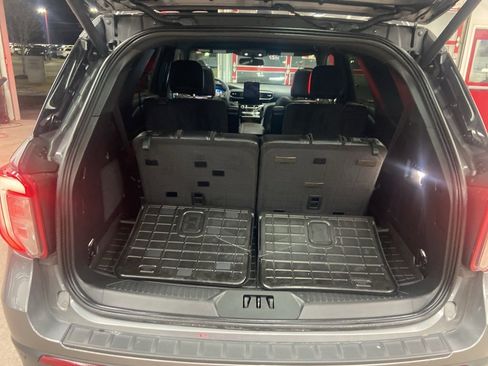 Used 2024 Ford Explorer ST w/ Equipment Group 401A image 15