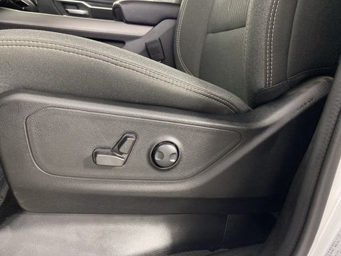 Used 2023 RAM 1500 Big Horn AWD/4WD image 19