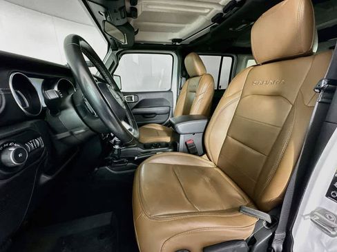 Used 2021 Jeep Wrangler Unlimited Sahara w/ Safety Group AWD/4WD image 12