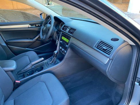 Used 2012 Volkswagen Passat 2.5 S image 50