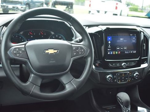 Certified 2023 Chevrolet Traverse LT FWD image 21