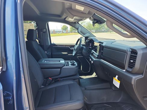 New 2026 GMC Sierra 1500 Elevation image 8