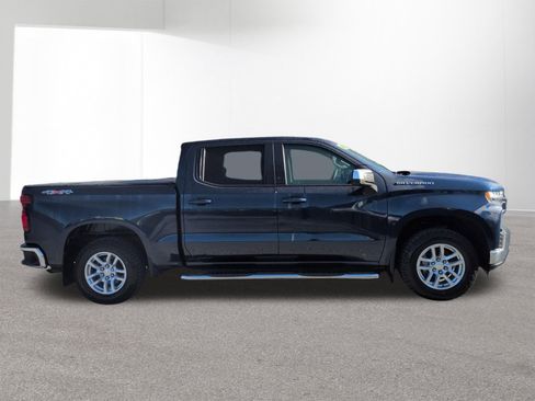 Used 2020 Chevrolet Silverado 1500 LT AWD/4WD image 4