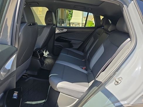 Certified 2023 Volkswagen ID.4 Pro S RWD image 14