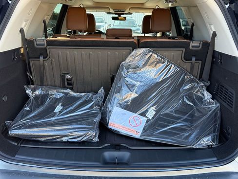 New 2026 Nissan Pathfinder Platinum image 12