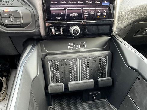 New 2026 RAM 3500 Laramie image 28