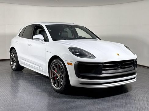 Certified 2022 Porsche Macan GTS AWD/4WD image 9