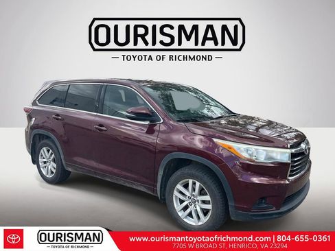 Used 2016 Toyota Highlander LE image 1