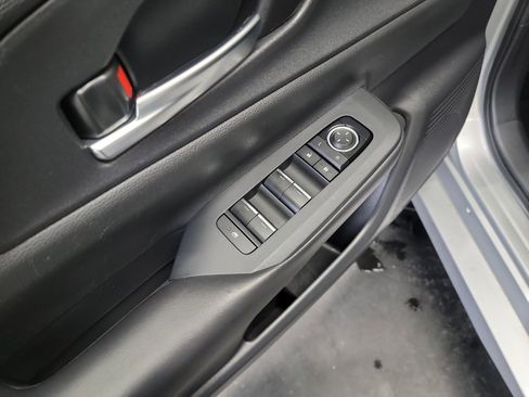 Used 2023 Toyota Prius Prime FWD image 14