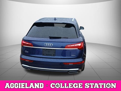 Used 2022 Audi Q5 2.0T Premium w/ Convenience Package AWD/4WD image 3