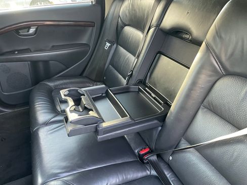 Used 2008 Volvo XC70 3.2 image 24