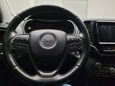 Used 2019 Jeep Cherokee Limited image 22