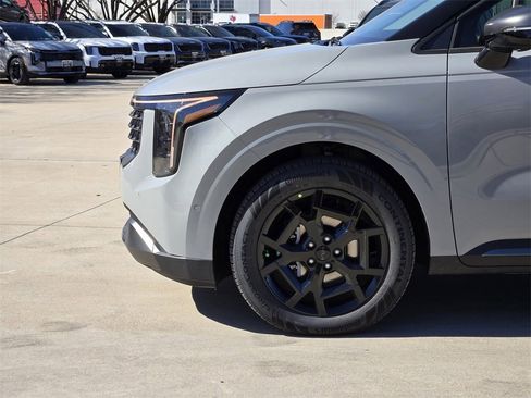 New 2026 Kia Carnival SX Prestige image 5