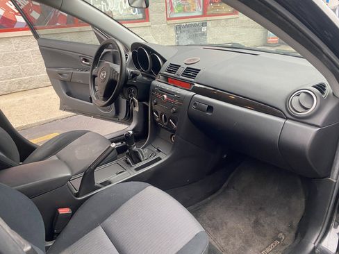 Used 2008 MAZDA MAZDA3 i Touring image 10