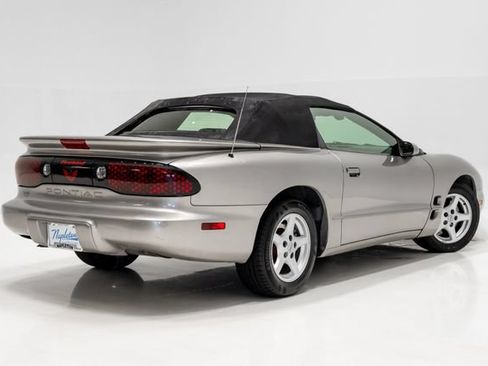Used 2002 Pontiac Firebird Convertible RWD image 26