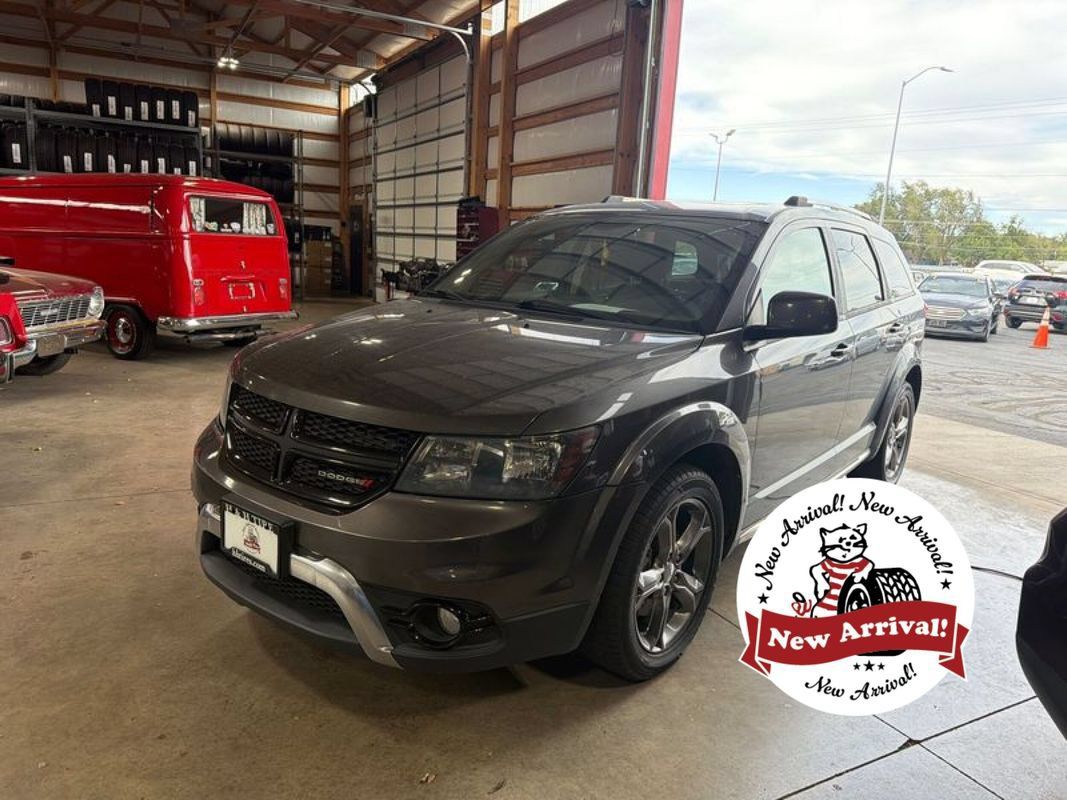 Used 2017 Dodge Journey Crossroad w/ Popular Equipment Group AWD/4WD image 1