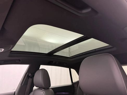 Used 2019 Audi Q8 Prestige AWD/4WD image 10