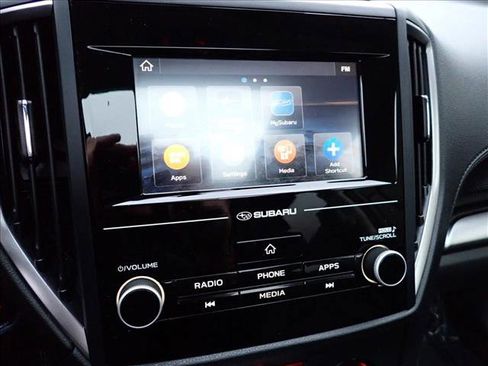 Used 2024 Subaru Forester Premium image 22