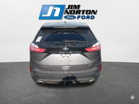 Used 2023 Ford Edge Titanium w/ Class II Trailer Tow Package AWD/4WD image 8