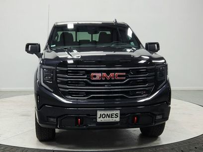 Used 2025 GMC Sierra 1500 AT4 w/ Technology Package