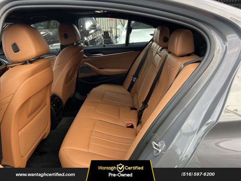 Used 2022 BMW 540i xDrive w/ Executive Package image 12