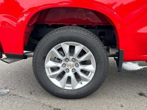 Certified 2025 Chevrolet Silverado 1500 Custom image 37