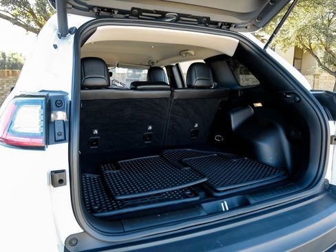 Used 2022 Jeep Cherokee Trailhawk w/ Premium Leather Package image 66