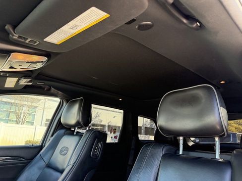 Used 2019 Jeep Grand Cherokee Overland image 17