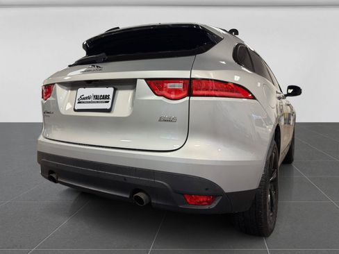 Used 2018 Jaguar F-PACE Premium AWD/4WD image 10