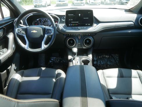 Used 2024 Chevrolet Blazer Premier w/ Driver Confidence II Package AWD/4WD image 10