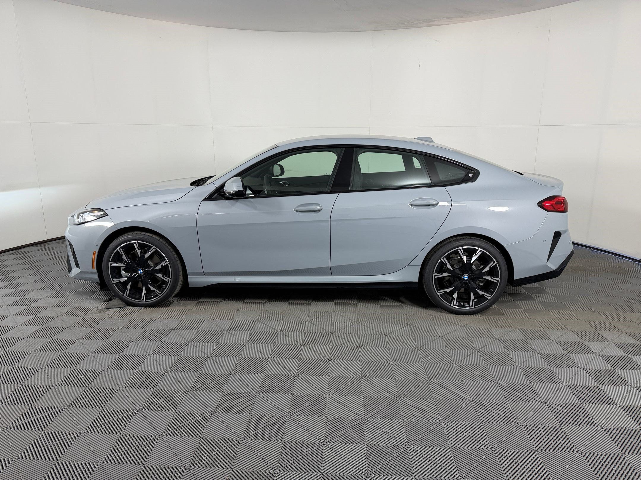 Used 2026 BMW 228i w/ Technology Package FWD image 2