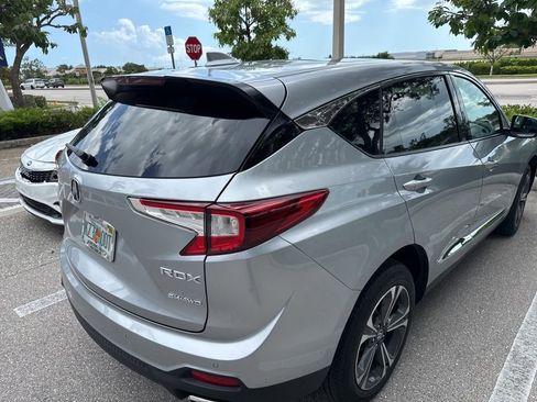 Used 2024 Acura RDX SH-AWD w/ Advance Package image 3