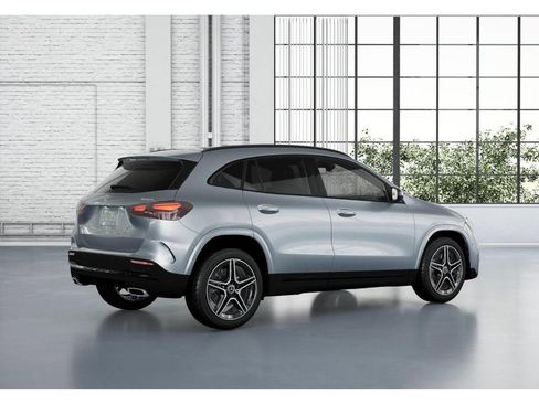 New 2026 Mercedes-Benz GLA 250 4MATIC image 20