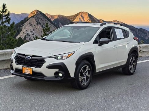 Certified 2025 Subaru Crosstrek 2.0i Premium AWD/4WD image 3