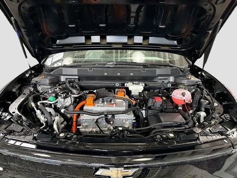 New 2026 Chevrolet Equinox EV LT image 30