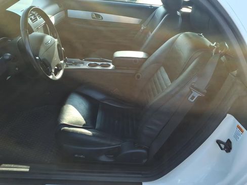 Used 2003 Ford Thunderbird RWD image 9