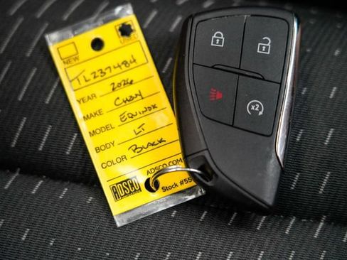 Used 2026 Chevrolet Equinox LT AWD/4WD image 33