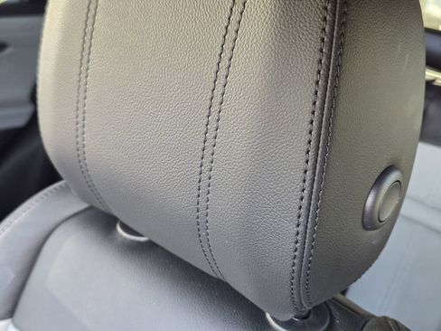 Used 2021 Land Rover Range Rover Evoque R-Dynamic SE image 16