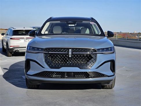 New 2026 Lincoln Nautilus Black Label w/ Jet Appearance Package image 2