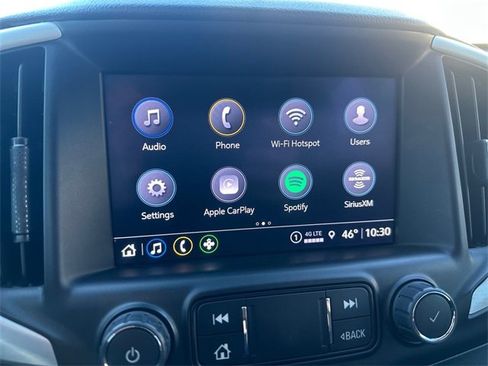 Used 2023 GMC Terrain SLT w/ Elevation Edition image 16