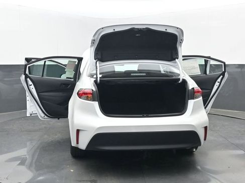 New 2026 Toyota Corolla LE FWD image 33