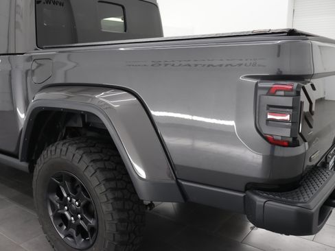 Used 2023 Jeep Gladiator Sport AWD/4WD image 29