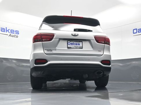 Used 2020 Kia Sorento LX w/ LX I4 Convenience Package image 43