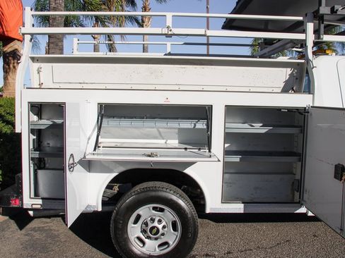 Used 2021 Chevrolet Silverado 2500 W/T image 10