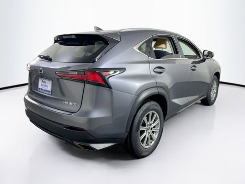 Used 2019 Lexus NX 300 FWD image 5