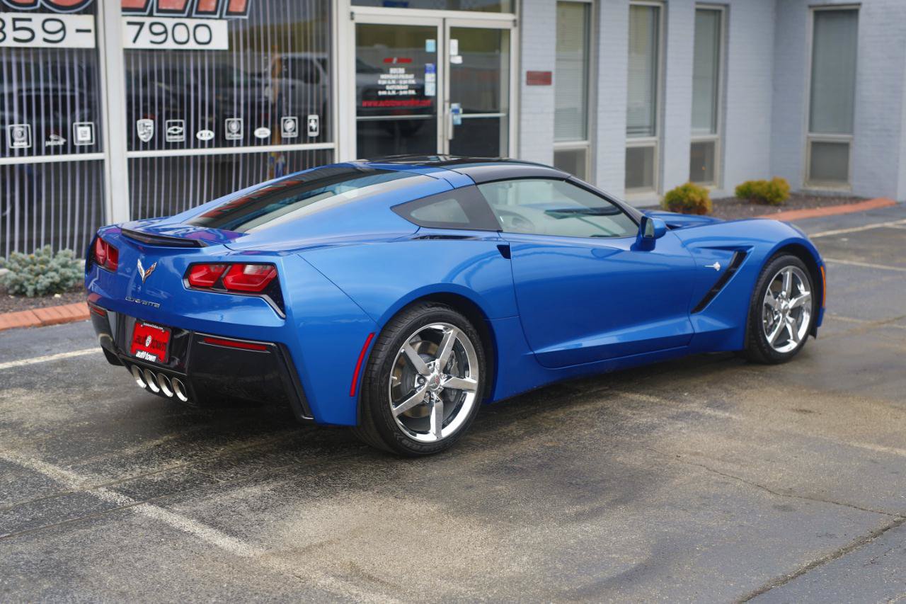 Used 2014 Chevrolet Corvette Stingray Coupe w/ 2LT Preferred Equipment Group RWD image 15