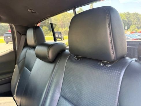Used 2022 Toyota Tacoma TRD Sport w/ TRD Premium Sport Package AWD/4WD image 16