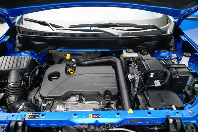 Used 2024 Chevrolet Equinox LT w/ LPO, Floor Liner Package FWD image 14