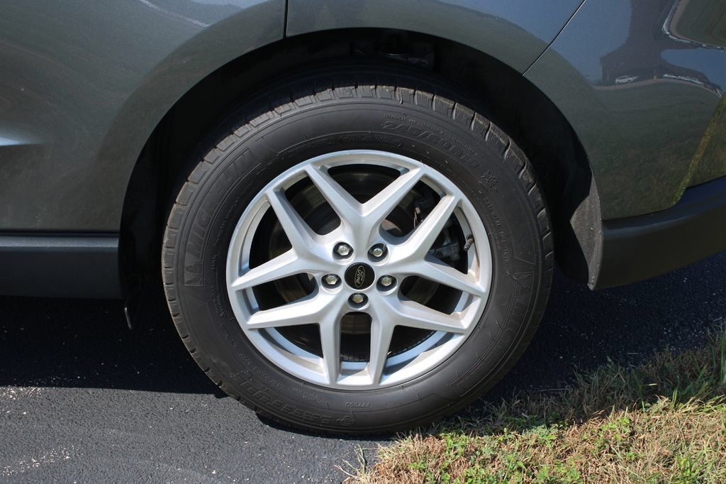 Certified 2023 Ford Edge ST-Line AWD/4WD image 7